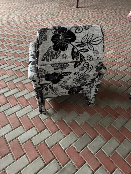 Продам кресла, есть 2 штуки