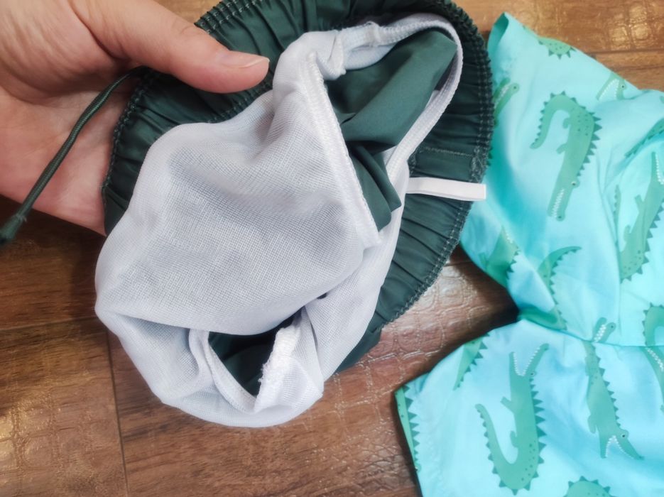 Продам шорты для плавания для мальчика