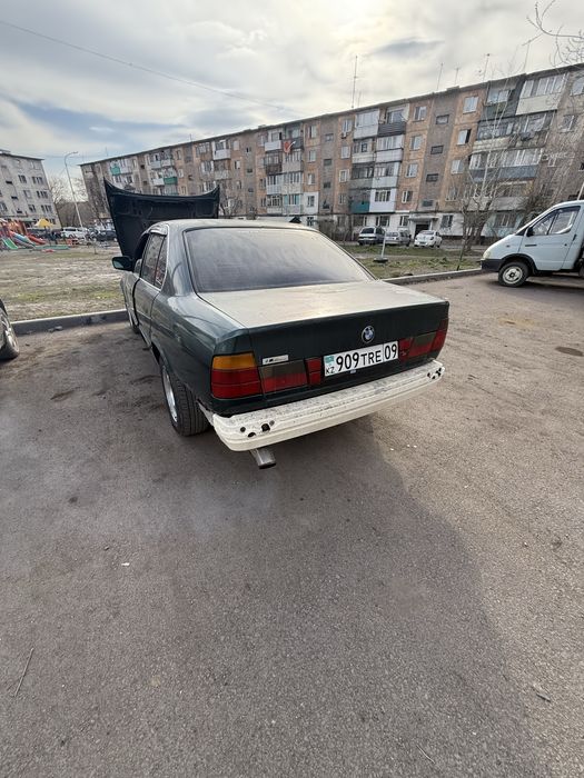 Машина бмв е34 без мотора