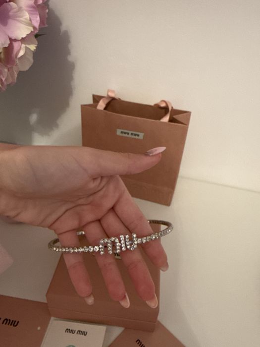 Colier Miu Miu superb