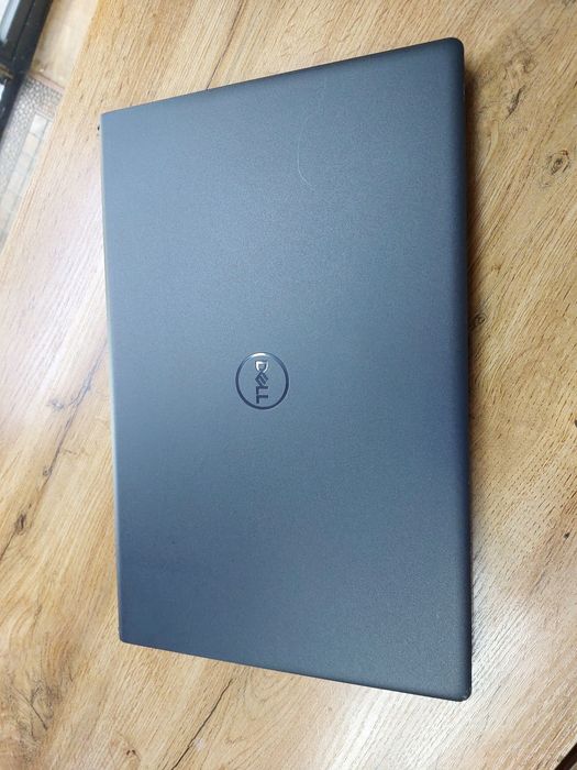 Dell i3 12-pokoleniya Noutbuk sotiladi