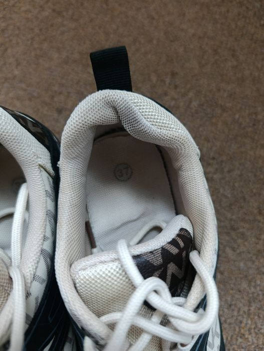 Adidași foarte comozi!