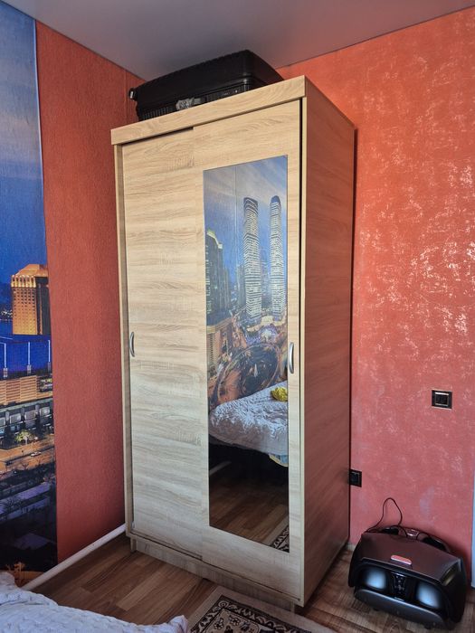 Продам срочно. Шкаф