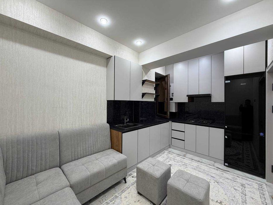 3х комнатная квартира 81кв/м с большим холлом, Травматология