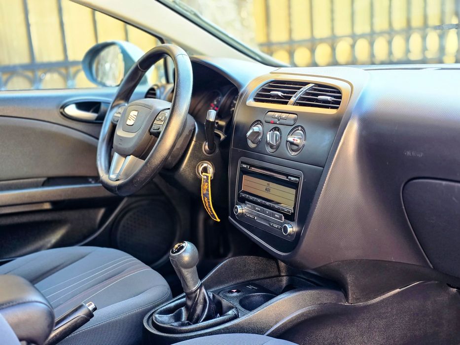 SEAT Leon 2012 — imagine 5