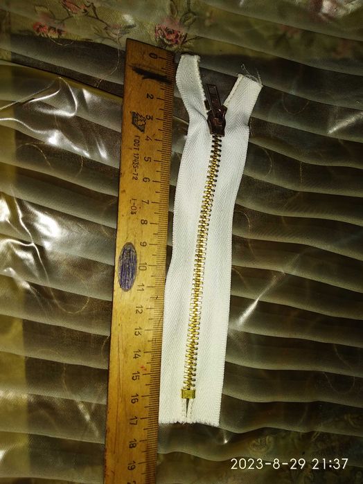 Замок- молния для брюк , сумочек, юбок. ЛАТУНЬ- СССР, новый