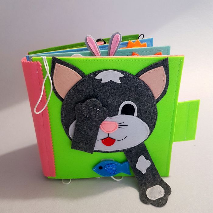 Carte fetru 20x20 cm 8 pagini