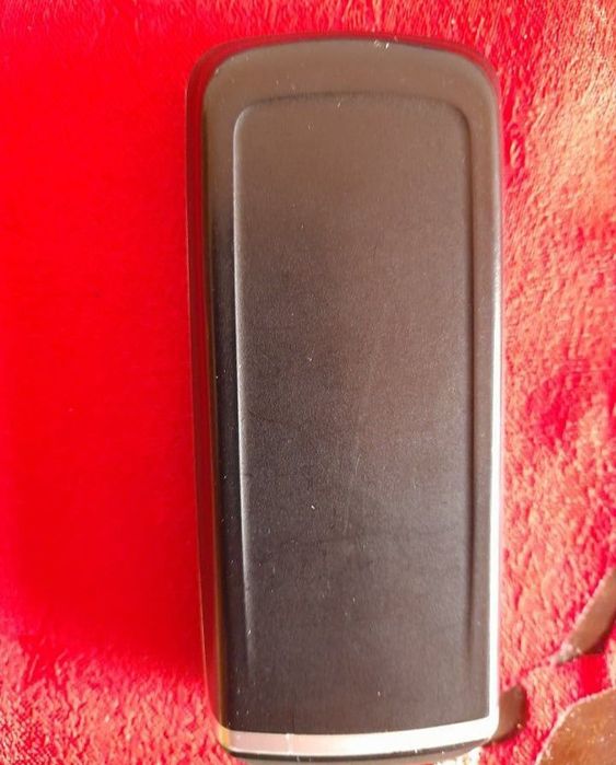 Telefon Huawei cu butoane