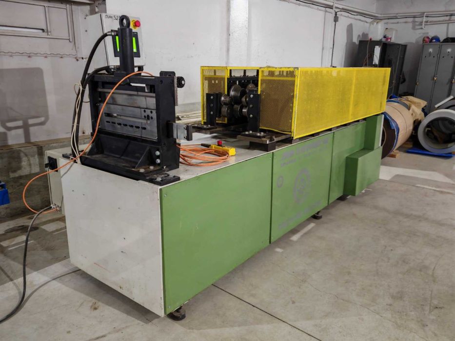 Машина за подпрозоречни дъски / первази