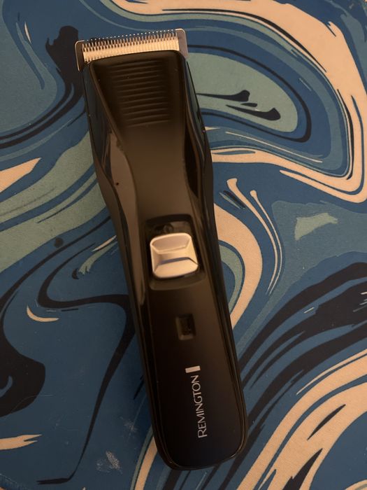 Aparat de tuns par si barba Remington HC5200,LED,lame din otel 3-42mm