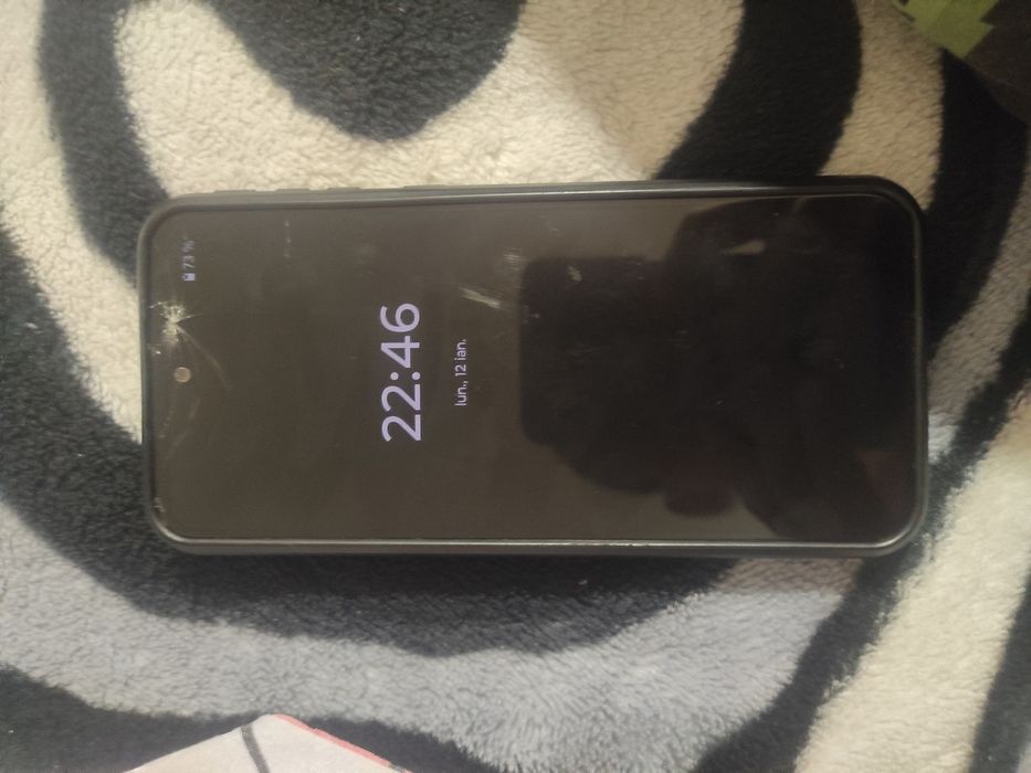 Dau telefoane la schimb