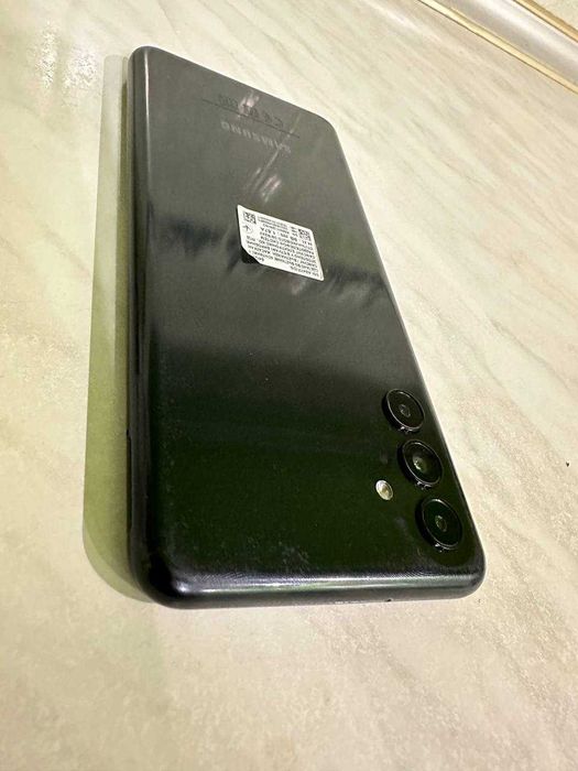 Samsung a04s. Xolati yahshi