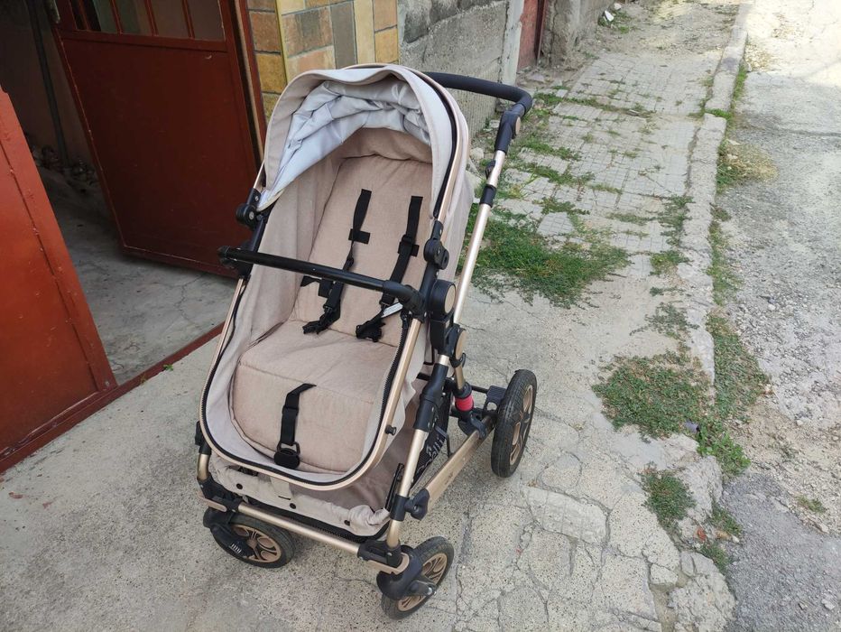 Комбинирана бебешка количка Lorelli Lora