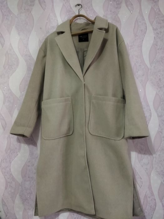 Продам пальто. Красивое, новое.