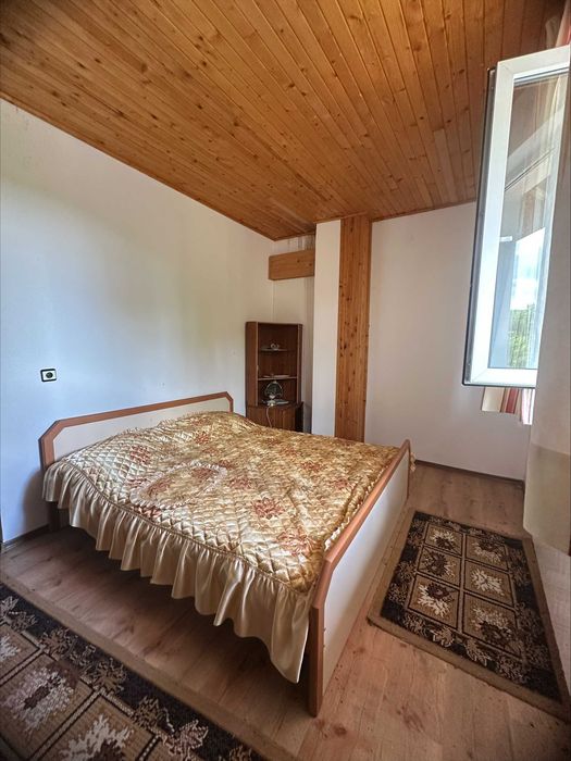 Продава се Къща в с. Бегуновци, Област Перник - 200 кв.м за 750 €/кв.м - Снимка #4