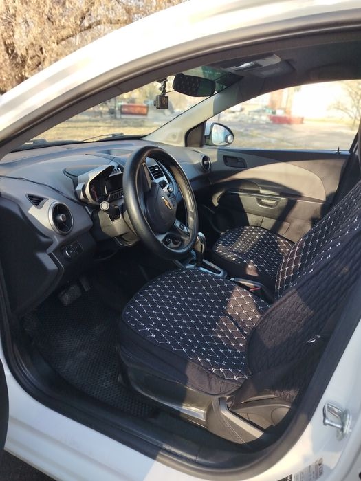 Продам Chevrolet Aveo T300, 2015