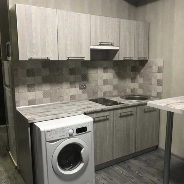 Едностаен апартамент под наем в кв. Кючук Париж до Общината