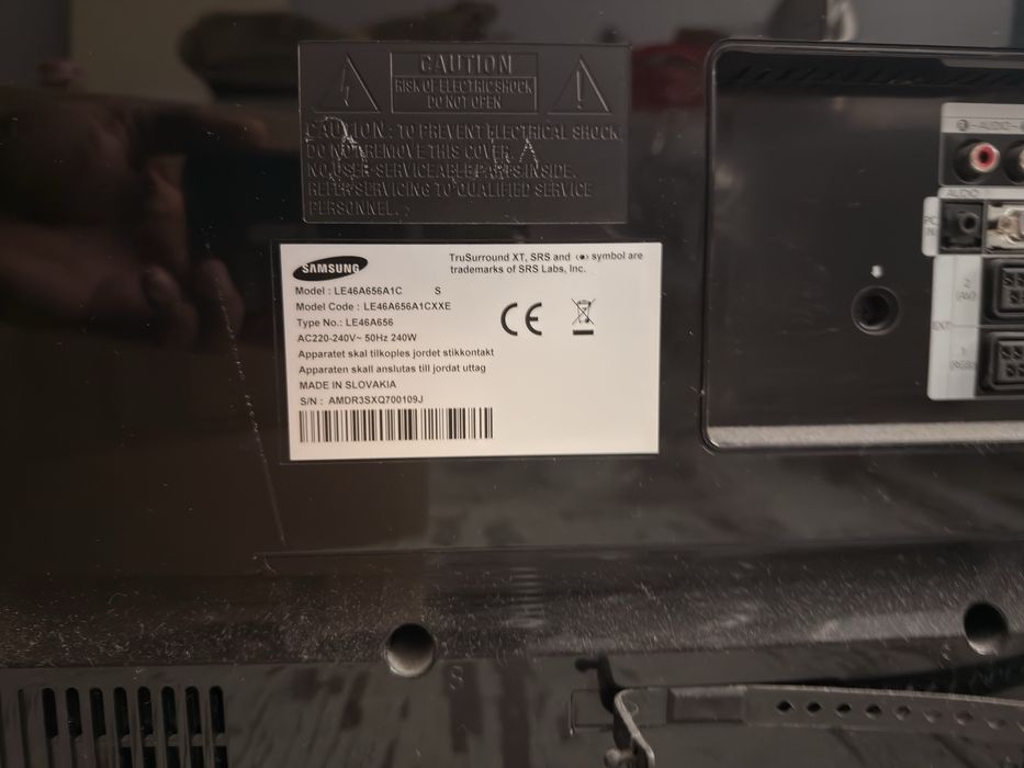 Телевизор Samsung 46 инча