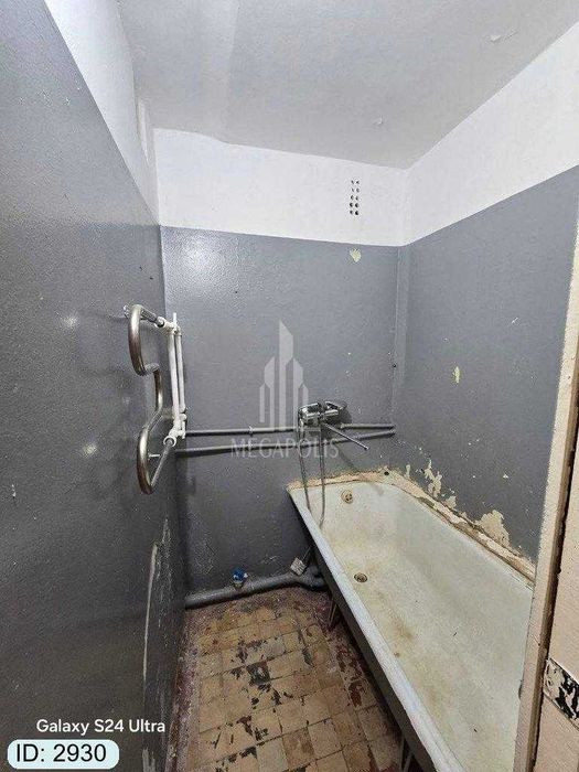 уй сотилади №2930 6-mikrorayon Alpomish tarafdan 2xonali uy