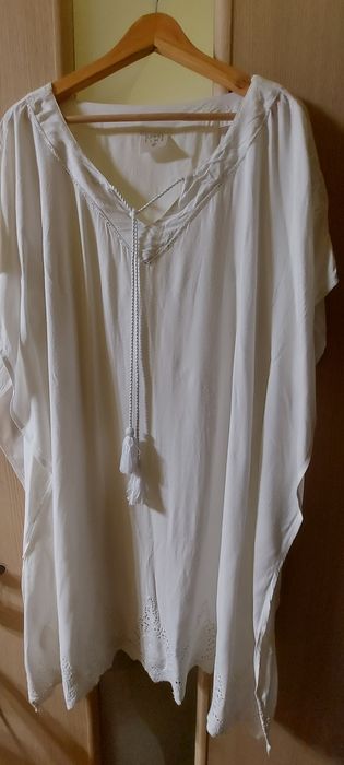 Tunici, rochii plaja, pantaloni in-5 produse