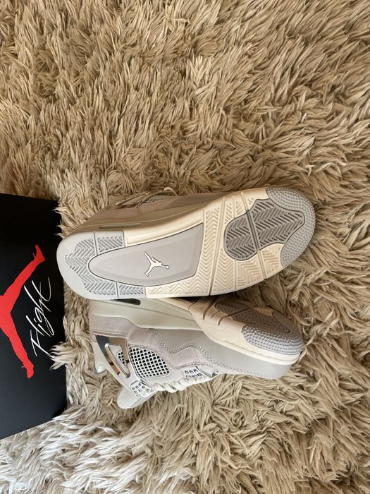 Air Jordan 4 Retro Frozen Moments