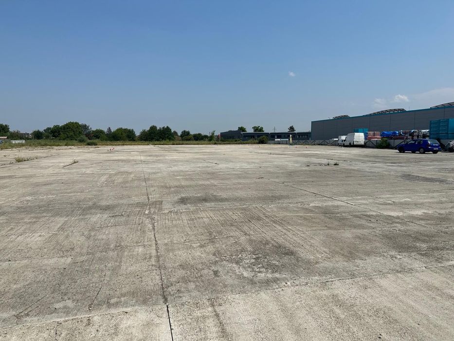 Închiriez platformă betonată