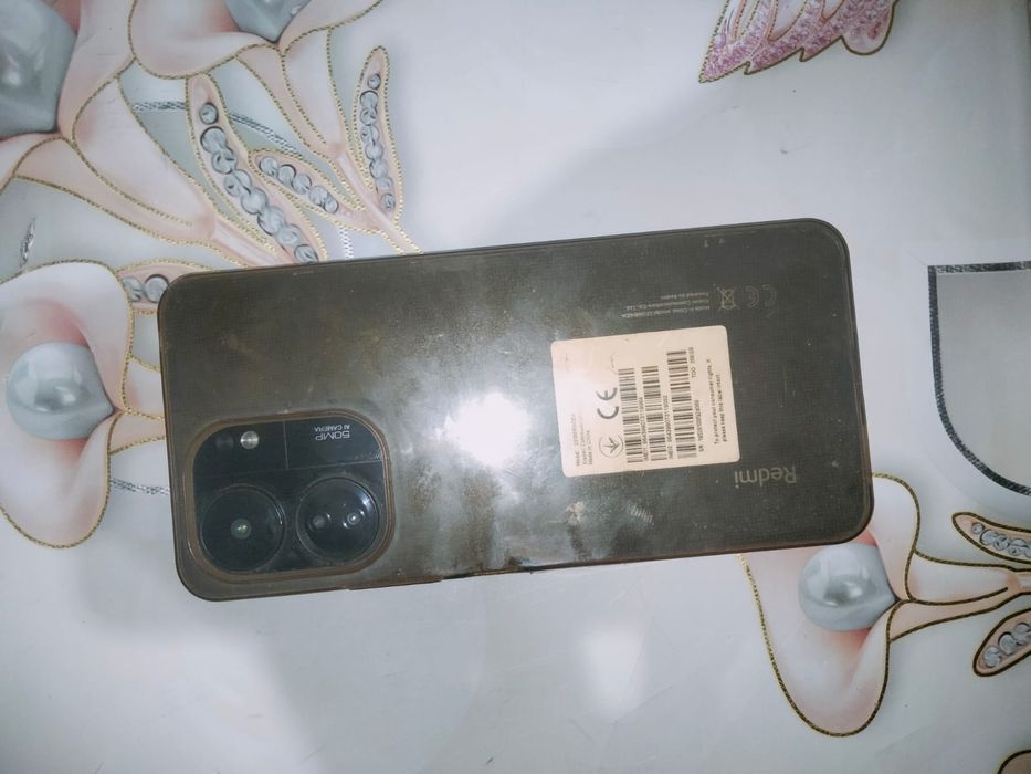 Редми13С продам телефон