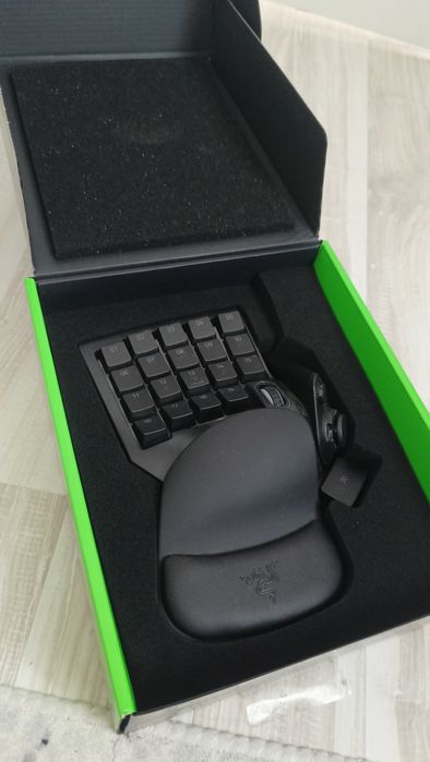 Клавиатура Razer Tartarus v2