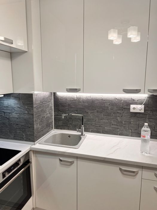 Дава се под наем Двустаен апартамент в Благоевград, Баларбаши - 50 кв.м за 306 € - Снимка #4