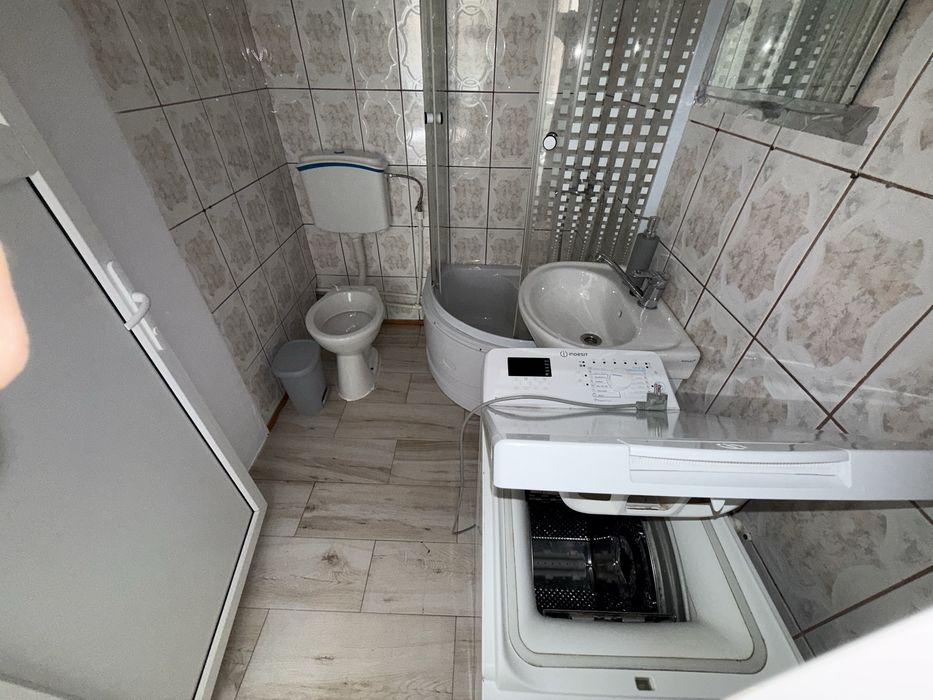 Inchiriez garsoniera Ramnicu Valcea zona Nord