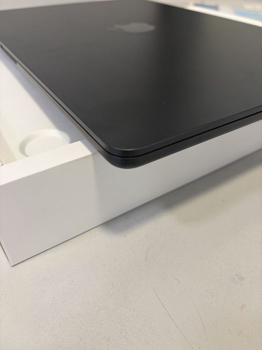 MacBook Air 15 m2 8/512