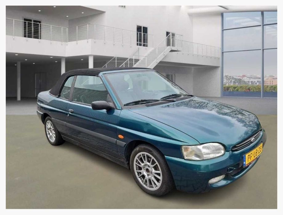 Vand sau schimb Ford Escort Cabrio