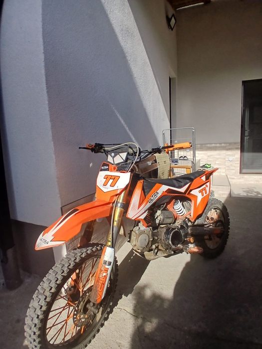 De vânzare cross 125cc ultra 4t