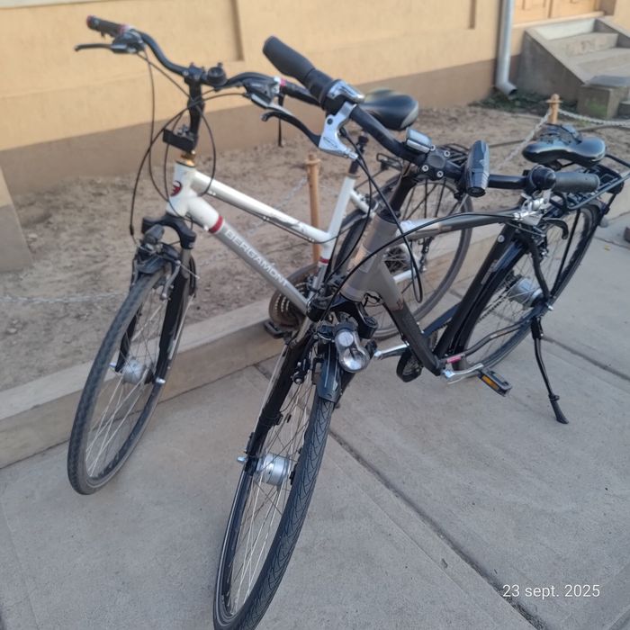 Vand 2biciclete de bărbați