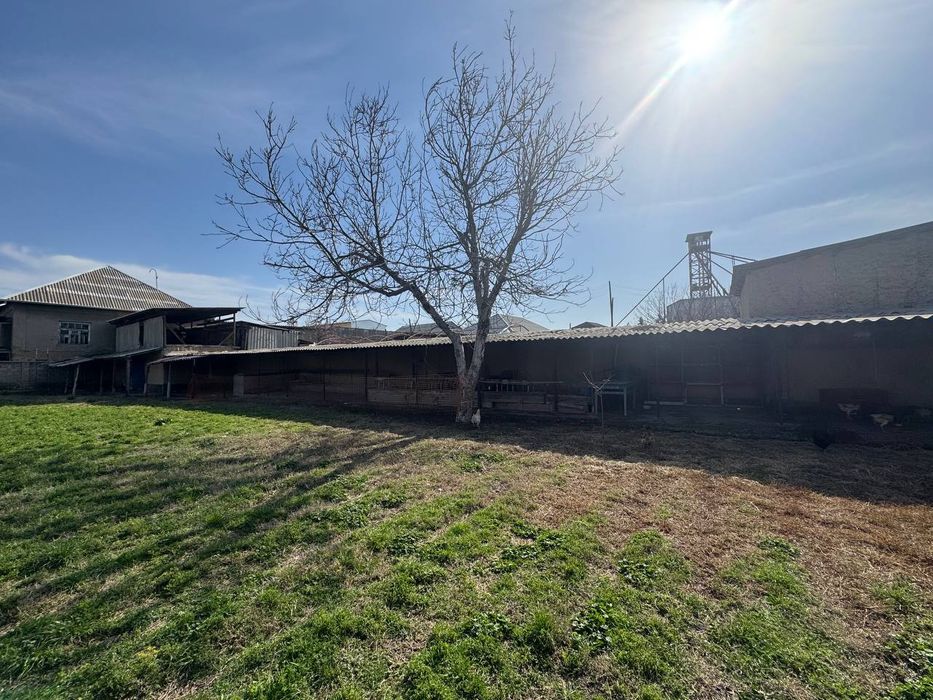 Нурафшон тойтепада тайор йер участка