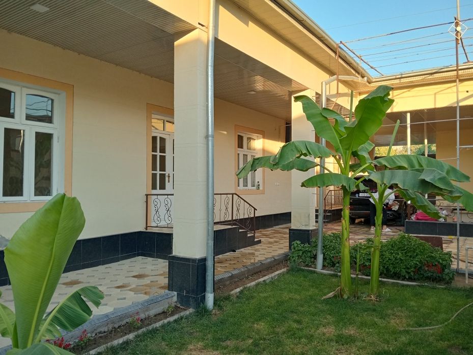 4 sotik uy sotiladi 5 xona hamma sharoiti bor dakumentida muammo yoq