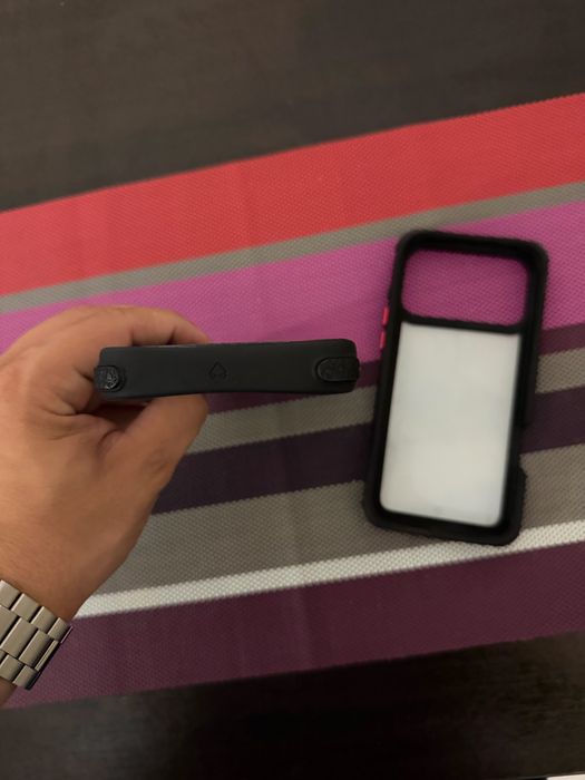 Huse Iphone 17 Pro Max MOBILFOX