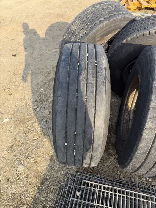 Anvelope camion / semiremorcă 385/65 R22.5 cu jante