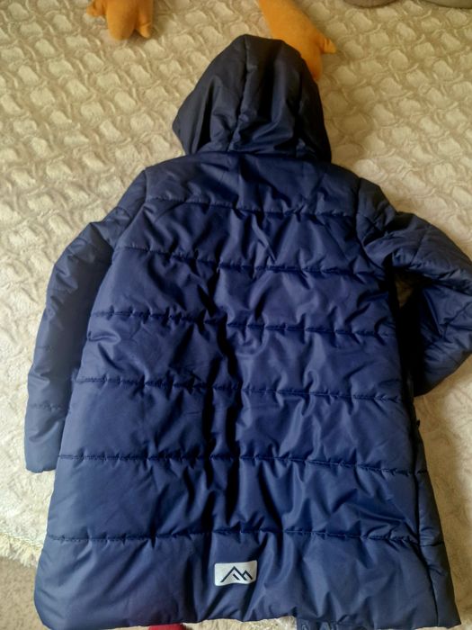 Продам зимнюю куртку