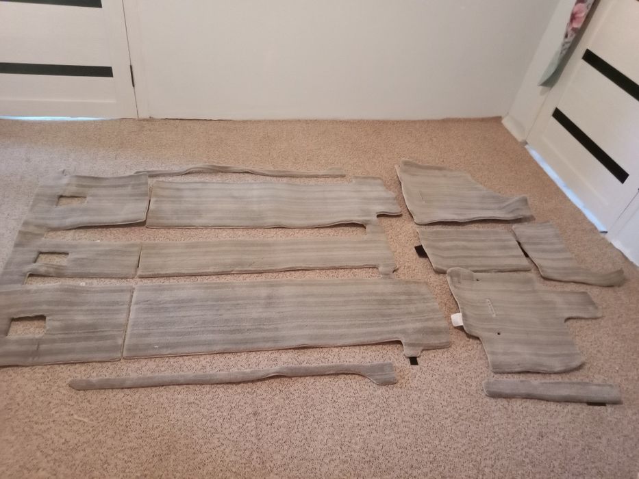 Полик на Tayota Estima