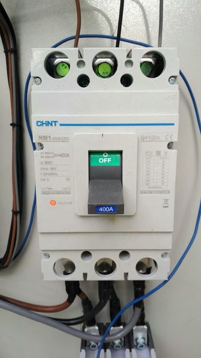 Элетрощит. Трехфазный четырехпроводной многофункциональный электросчет