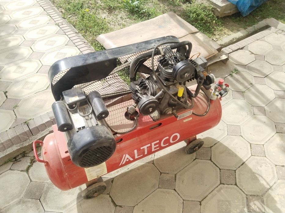 Воздушный компрессор .