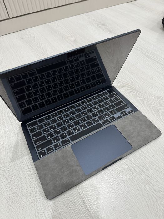 Продам macbook чип м2