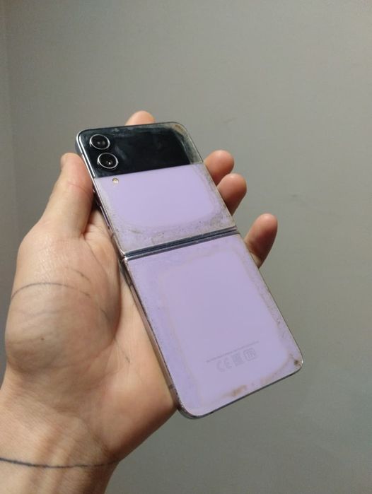 Samsung Z Flip 4