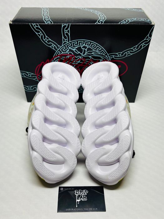 Versace chain reaction galben