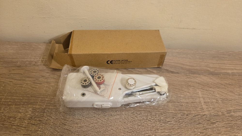 Портативна ръчна шевна машина нова