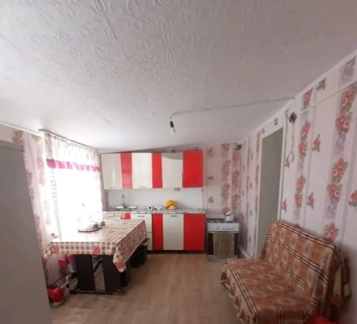 Продам дом в посёлке Еңбек