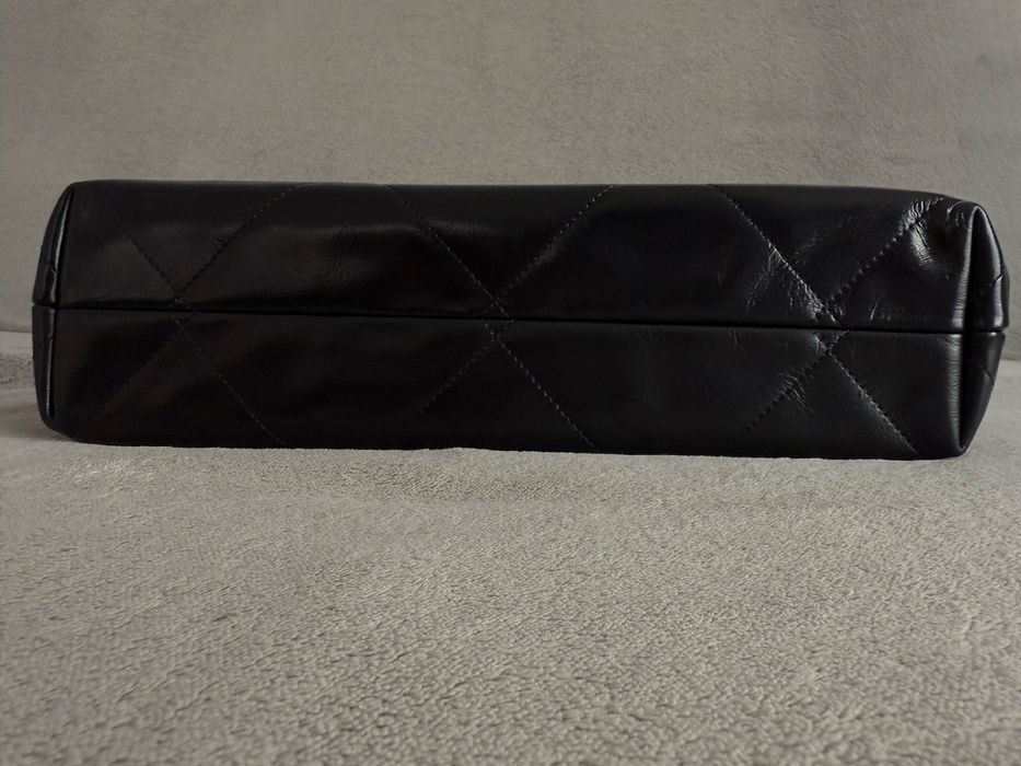 НОВА ПО-НИСКА ЦЕНА! Естествена кожа, чисто нова , модел като CHANEL 22