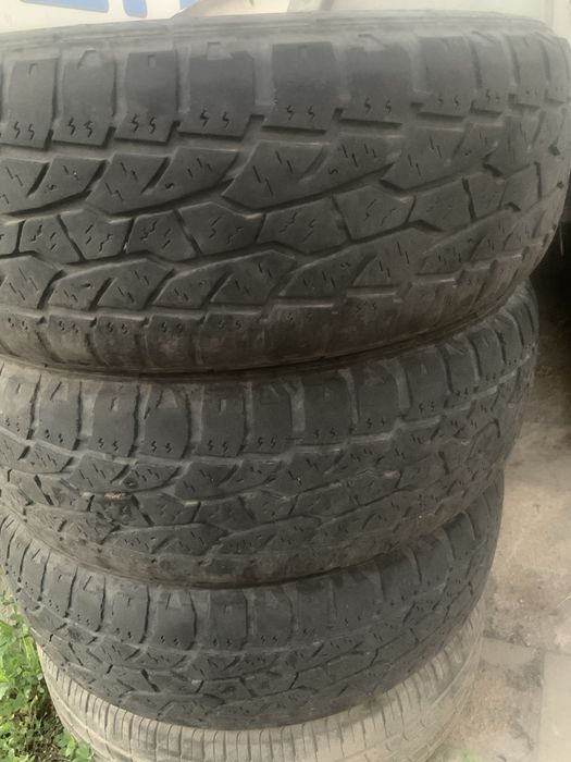 225/70/16 пара A/T лето