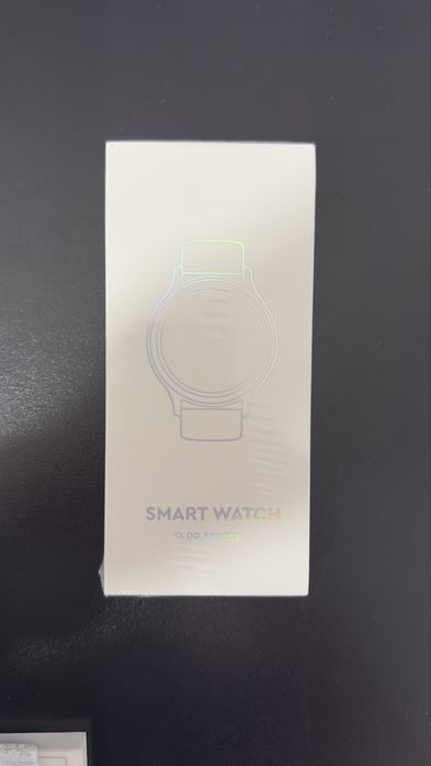 Смарт-часы LW77